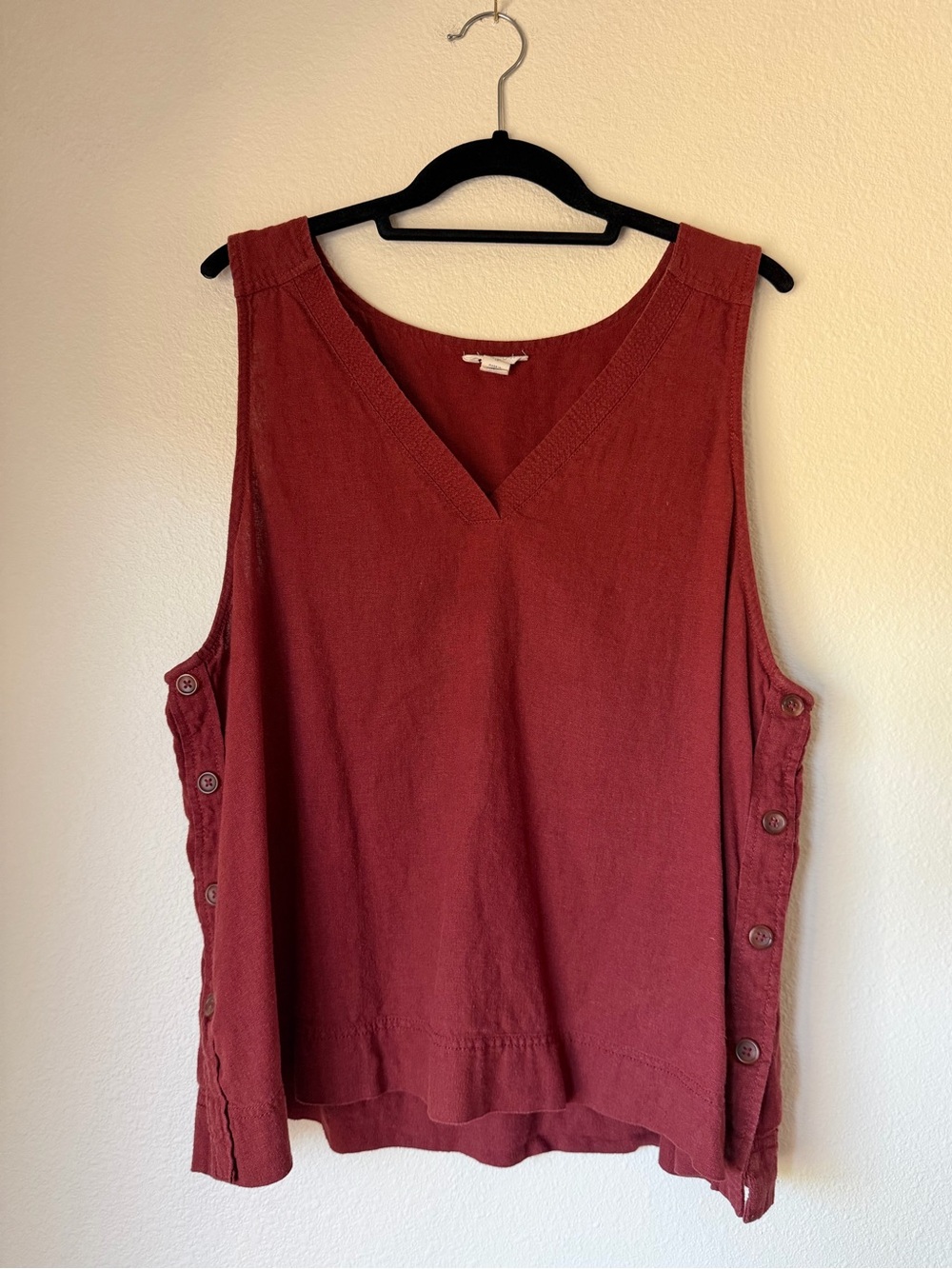 Caslon Linen Rust Red V-Neck Top, Size 1X